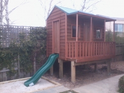 Cubby House Colours -  Cottage Green Roof, Dark Stain, Elevation